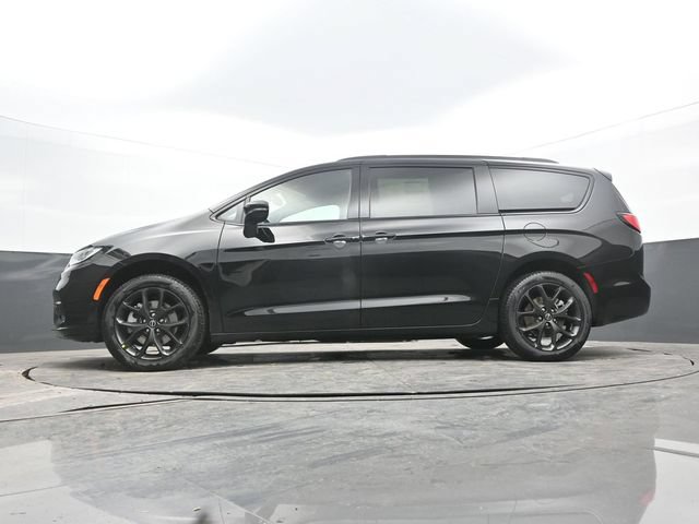 New 2026 Chrysler Pacifica Select w/ S Appearance Package AWD/4WD image 53