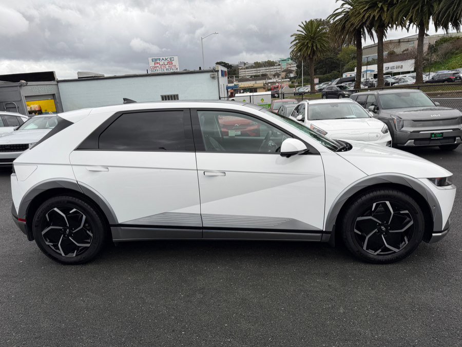 Used 2024 Hyundai Ioniq 5 Limited image 4