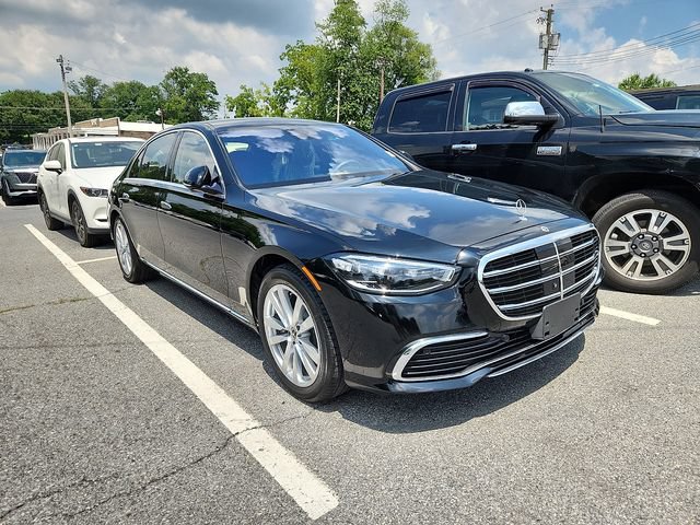 Used 2023 Mercedes-Benz S 500 4MATIC w/ Warmth & Comfort Package image 1