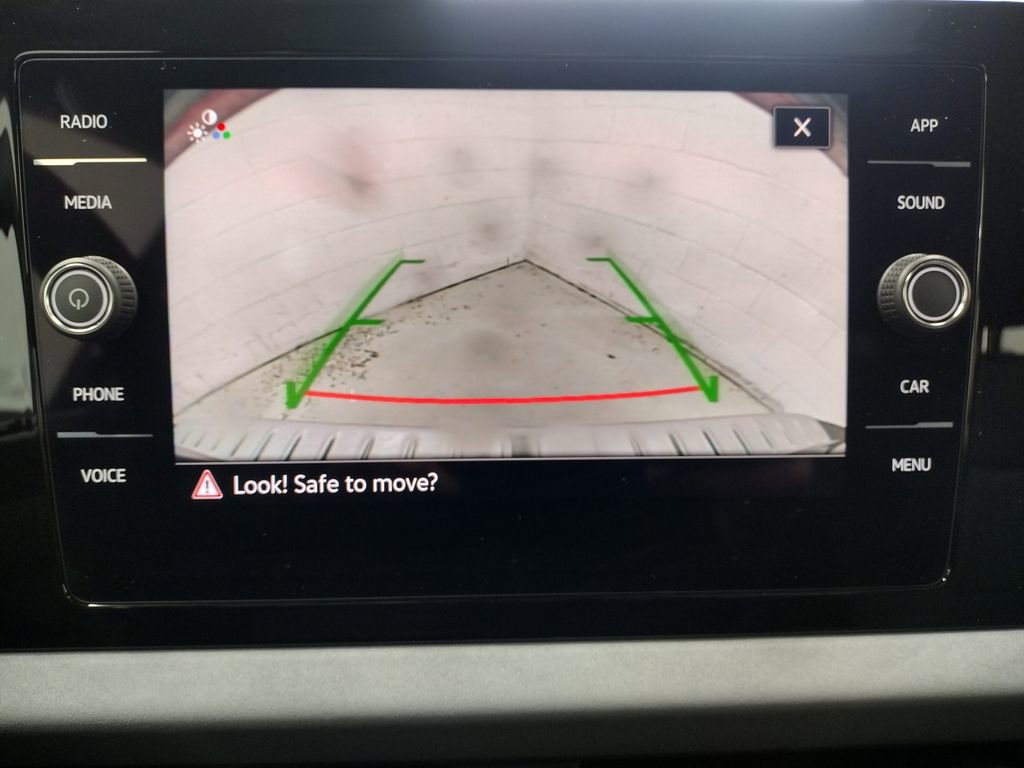 New 2026 Volkswagen Jetta SE image 9