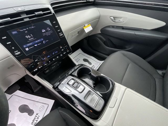 Used 2023 Hyundai Tucson Blue image 16