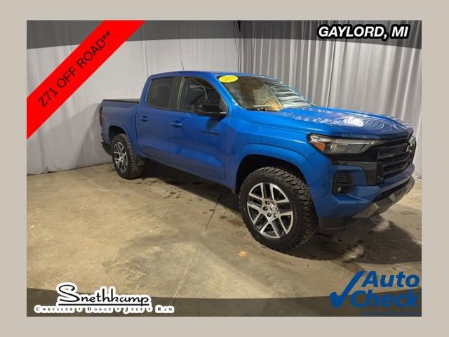 Used 2023 Chevrolet Colorado Z71 w/ Z71 Convenience Package 2