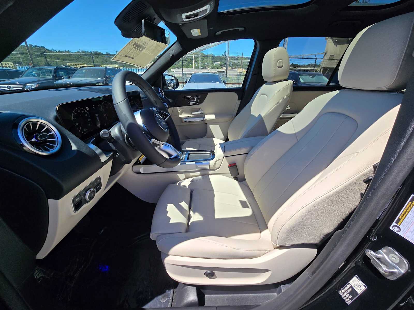 New 2026 Mercedes-Benz GLB 250 image 19