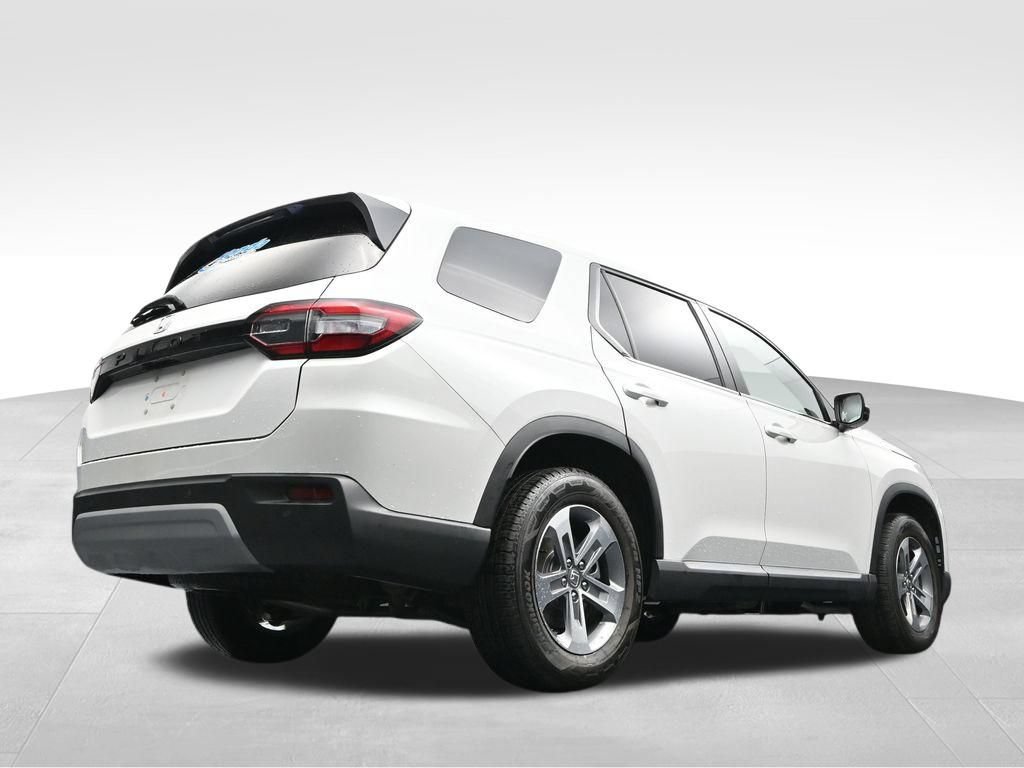 Certified 2025 Honda Pilot EX-L image 38