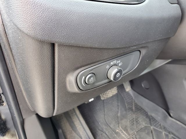 Certified 2023 Chevrolet Equinox LT FWD image 22