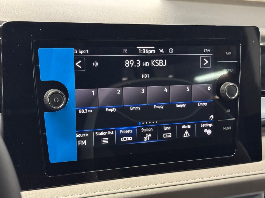 New 2025 Volkswagen Taos SE image 30