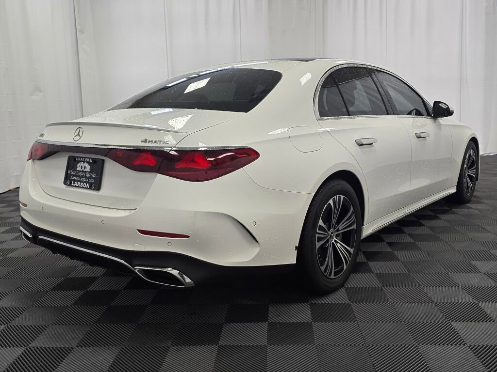 Used 2024 Mercedes-Benz E 350 4MATIC Sedan image 6