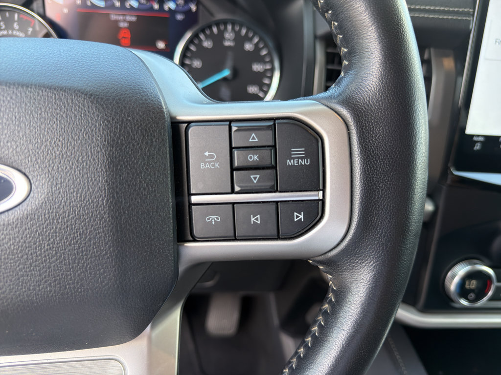 Used 2024 Ford Expedition XLT AWD/4WD image 16