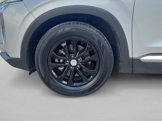 Used 2019 Hyundai Santa Fe SE FWD image 23