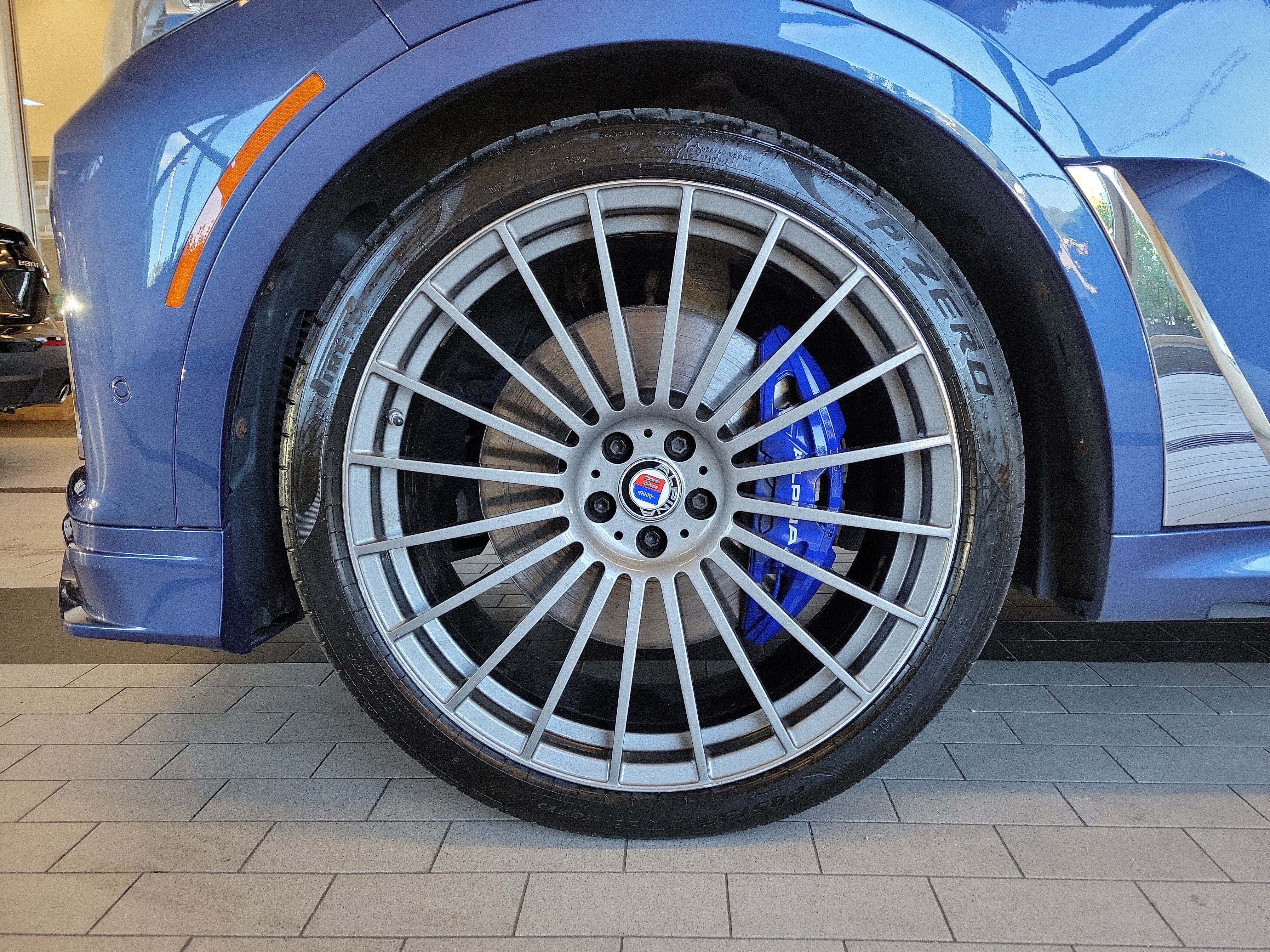 Used 2021 BMW ALPINA XB7 AWD/4WD image 12