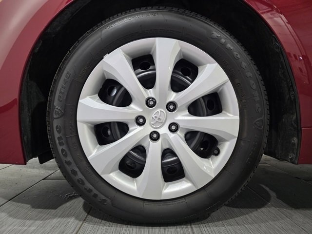 Used 2025 Toyota Corolla LE image 22