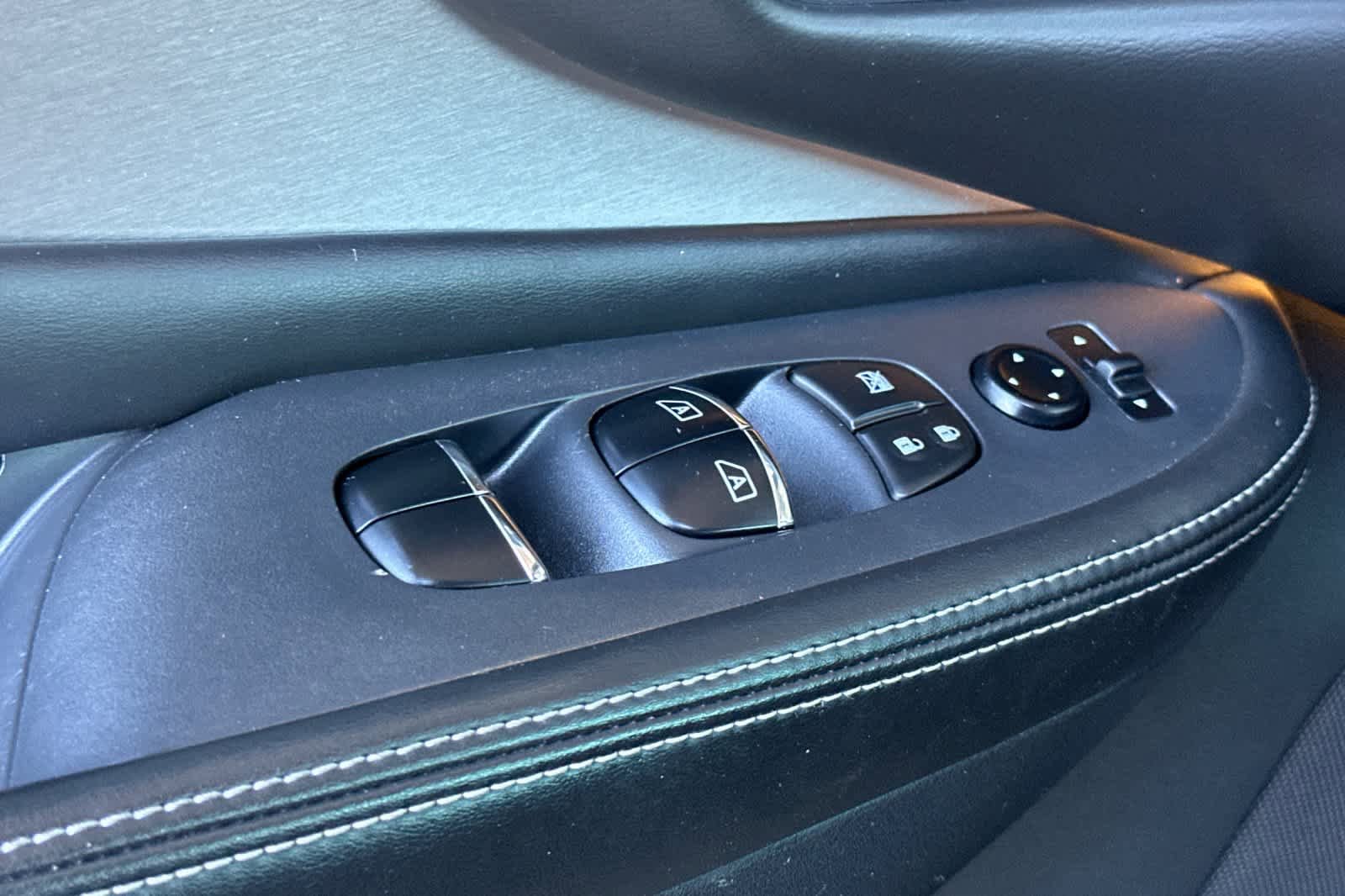 Used 2019 Nissan Murano SL w/ Cargo Package AWD/4WD image 13