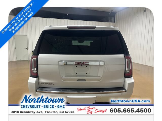 Used 2017 GMC Yukon Denali w/ Open Road Package AWD/4WD image 4