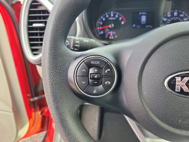 Used 2020 Kia Soul LX FWD image 16