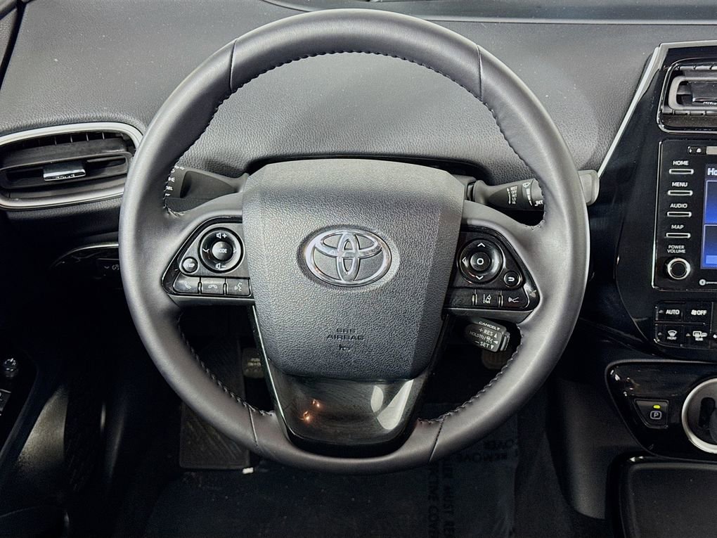 Used 2020 Toyota Prius Prime LE image 32