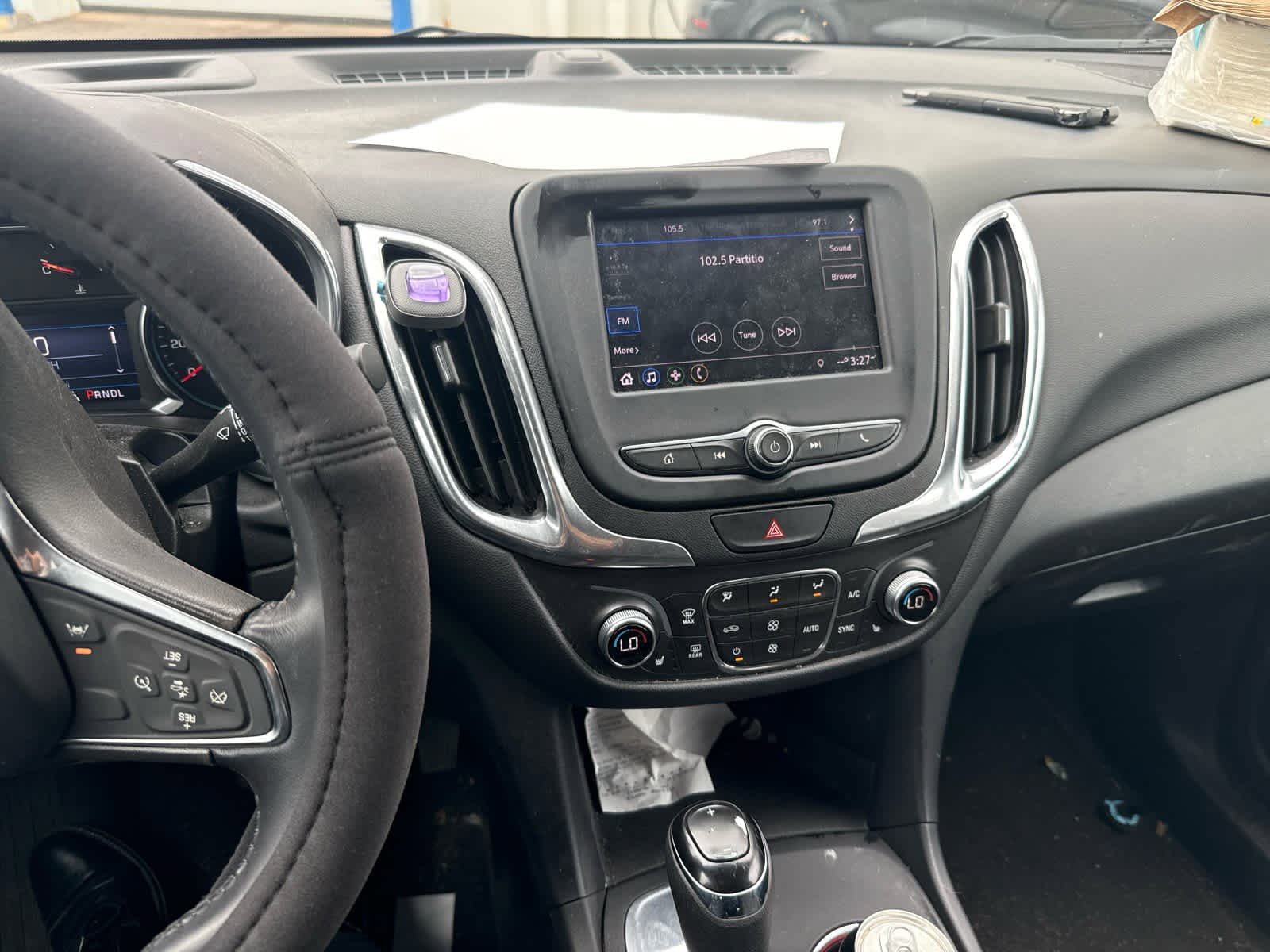 Used 2021 Chevrolet Equinox LT FWD image 7