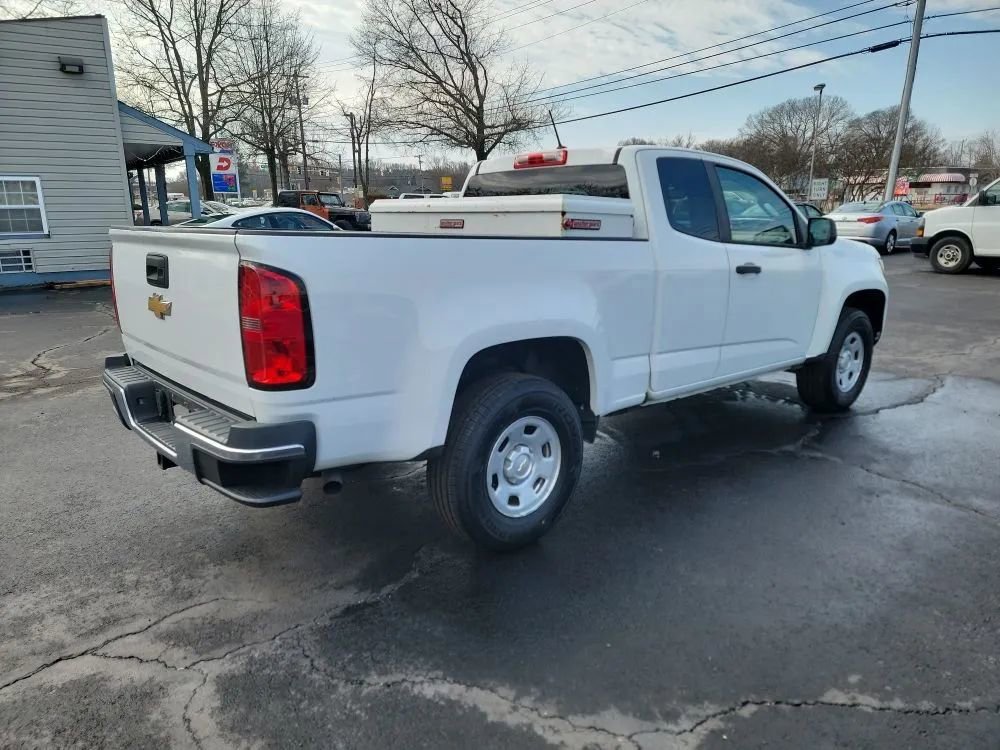 Used 2018 Chevrolet Colorado W/T w/ WT Convenience Package RWD image 3