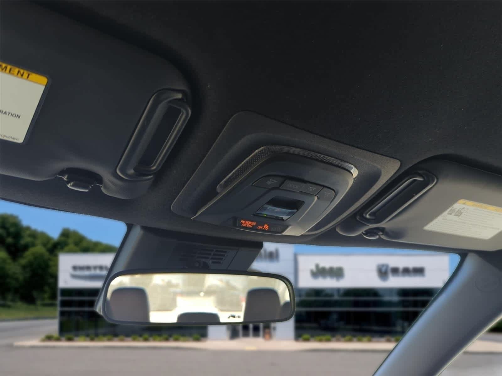 Used 2024 Toyota Corolla SE FWD image 24
