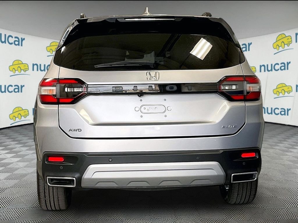 Used 2023 Honda Pilot Elite image 2