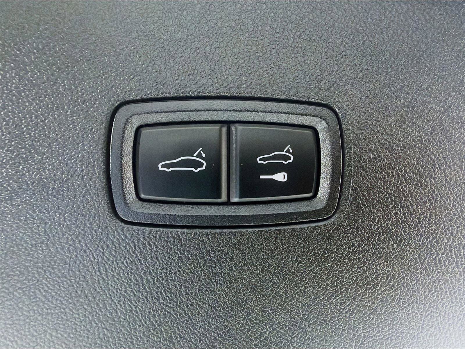 Certified 2023 Porsche Cayenne GTS image 24