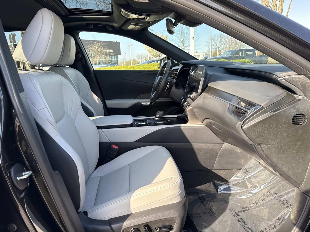 Used 2024 Lexus RX 350 Premium w/ Accessory Package (Z1) AWD/4WD image 21