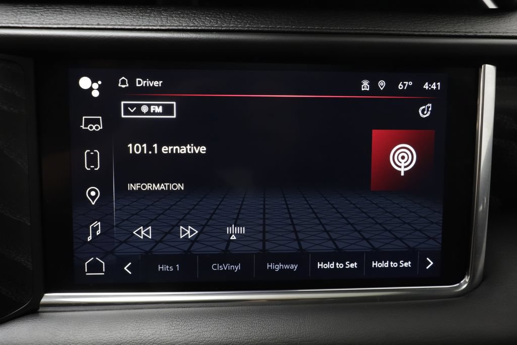 Used 2023 GMC Yukon Denali w/ Advanced Technology Package AWD/4WD image 10