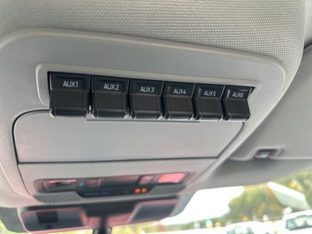 New 2026 Ford F550 4x4 Regular Cab Super Duty image 21