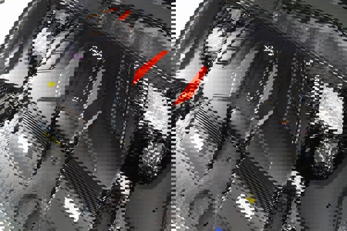 Used 2024 Audi SQ8 Premium Plus image 25