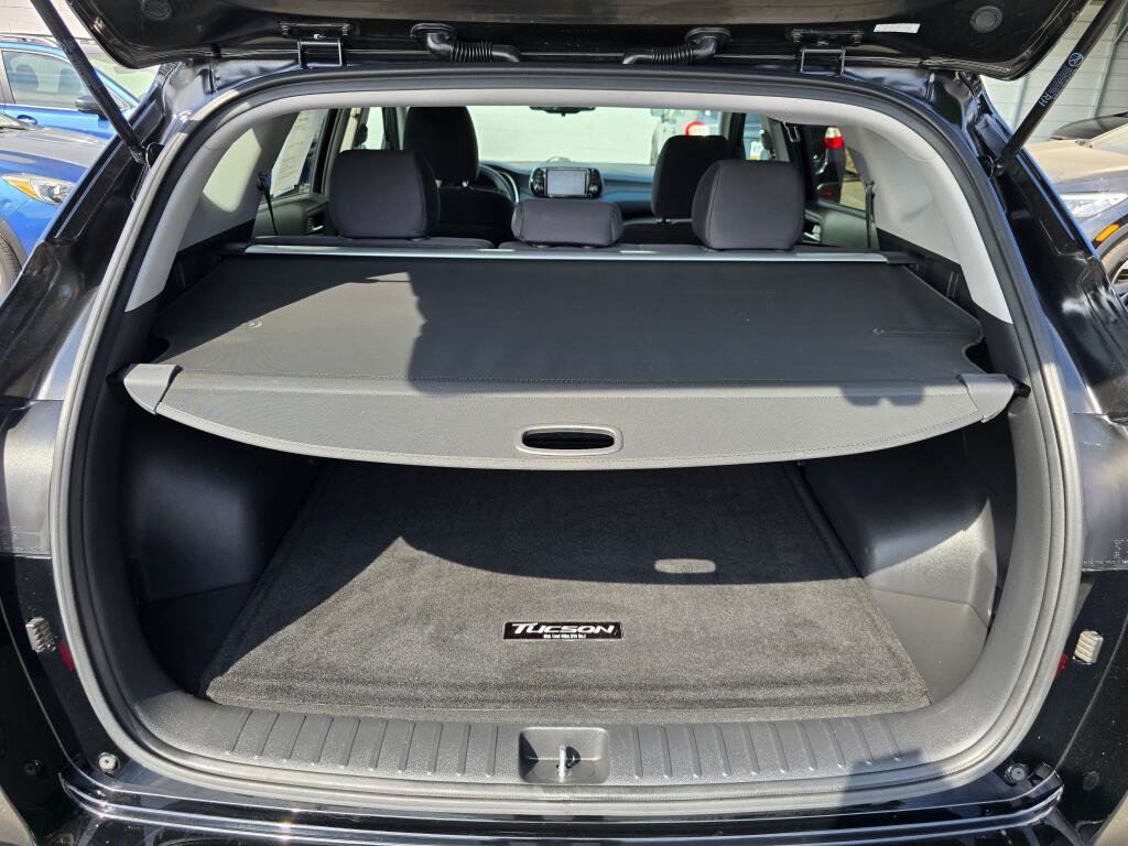 Used 2019 Hyundai Tucson Value AWD/4WD image 16