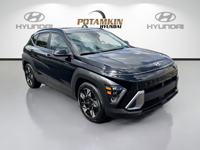 Used 2024 Hyundai Kona SEL w/ Convenience Package image 3
