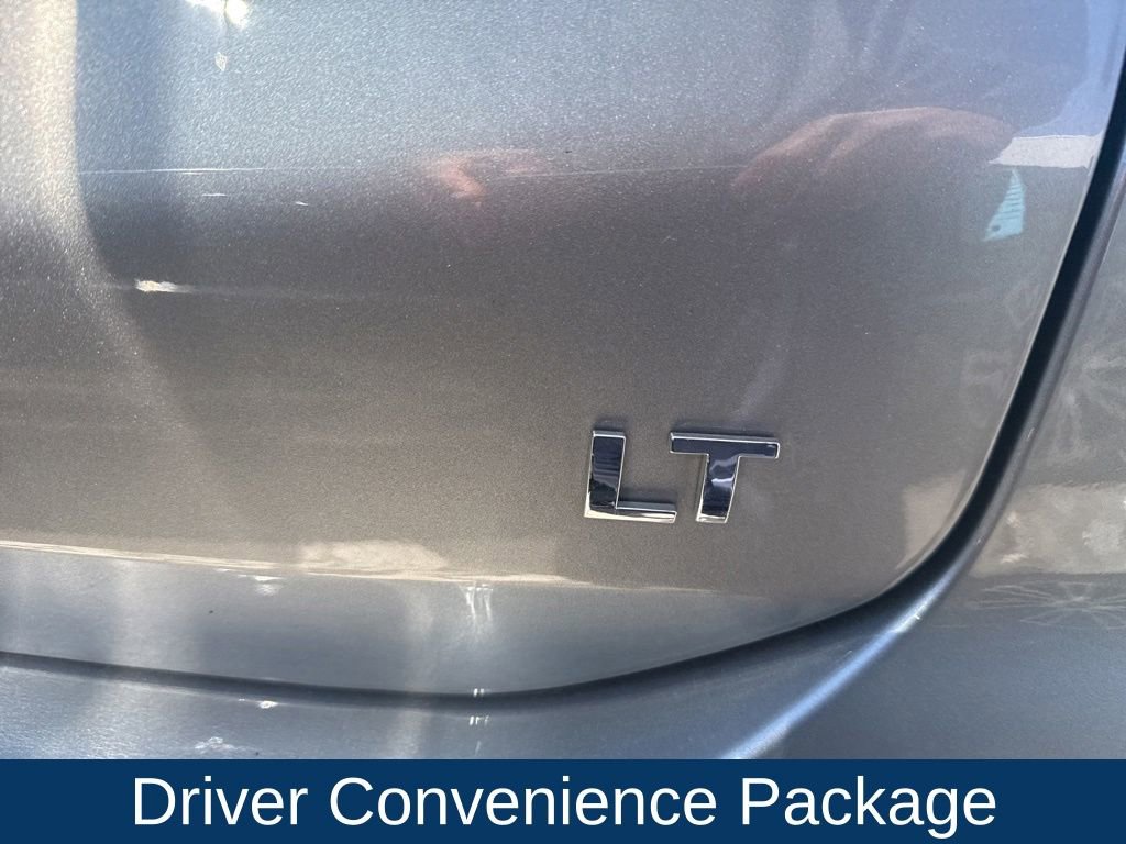 Used 2023 Chevrolet Equinox LT FWD image 16
