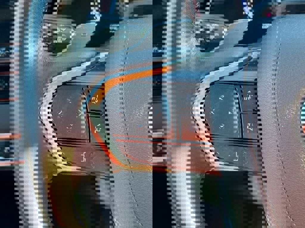 Certified 2024 Lexus RX 350 w/ Convenience Package image 32