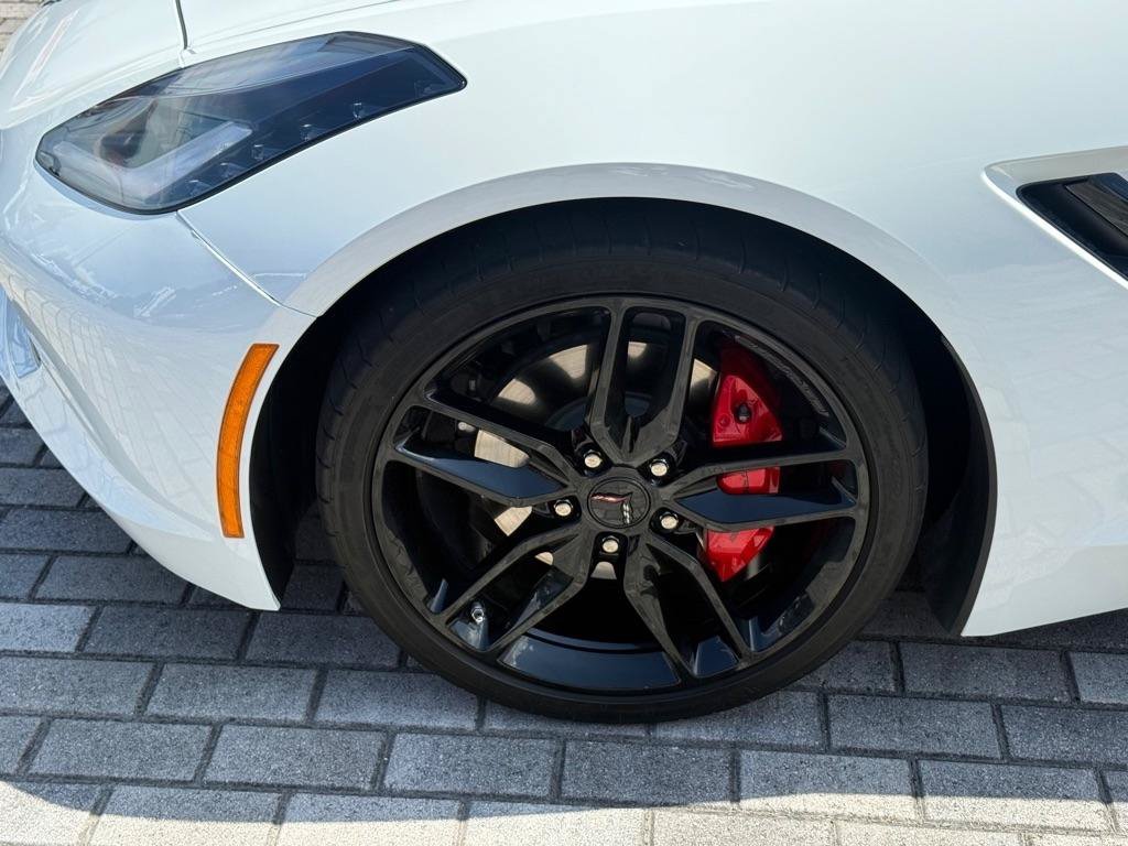 Used 2019 Chevrolet Corvette Stingray Coupe w/ Battery Protection Package RWD image 34