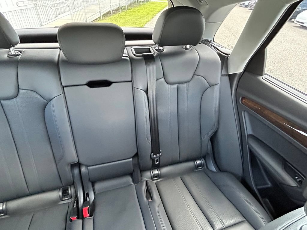 Used 2019 Audi Q5 2.0T Premium Plus w/ Premium Plus Package AWD/4WD image 14