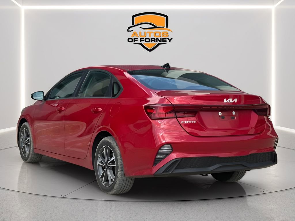 Used 2023 Kia Forte LXS w/ LXS Technology Package FWD image 2