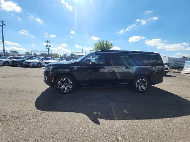Certified 2024 Jeep Wagoneer L Series II w/ Flexible Seating Group AWD/4WD image 23