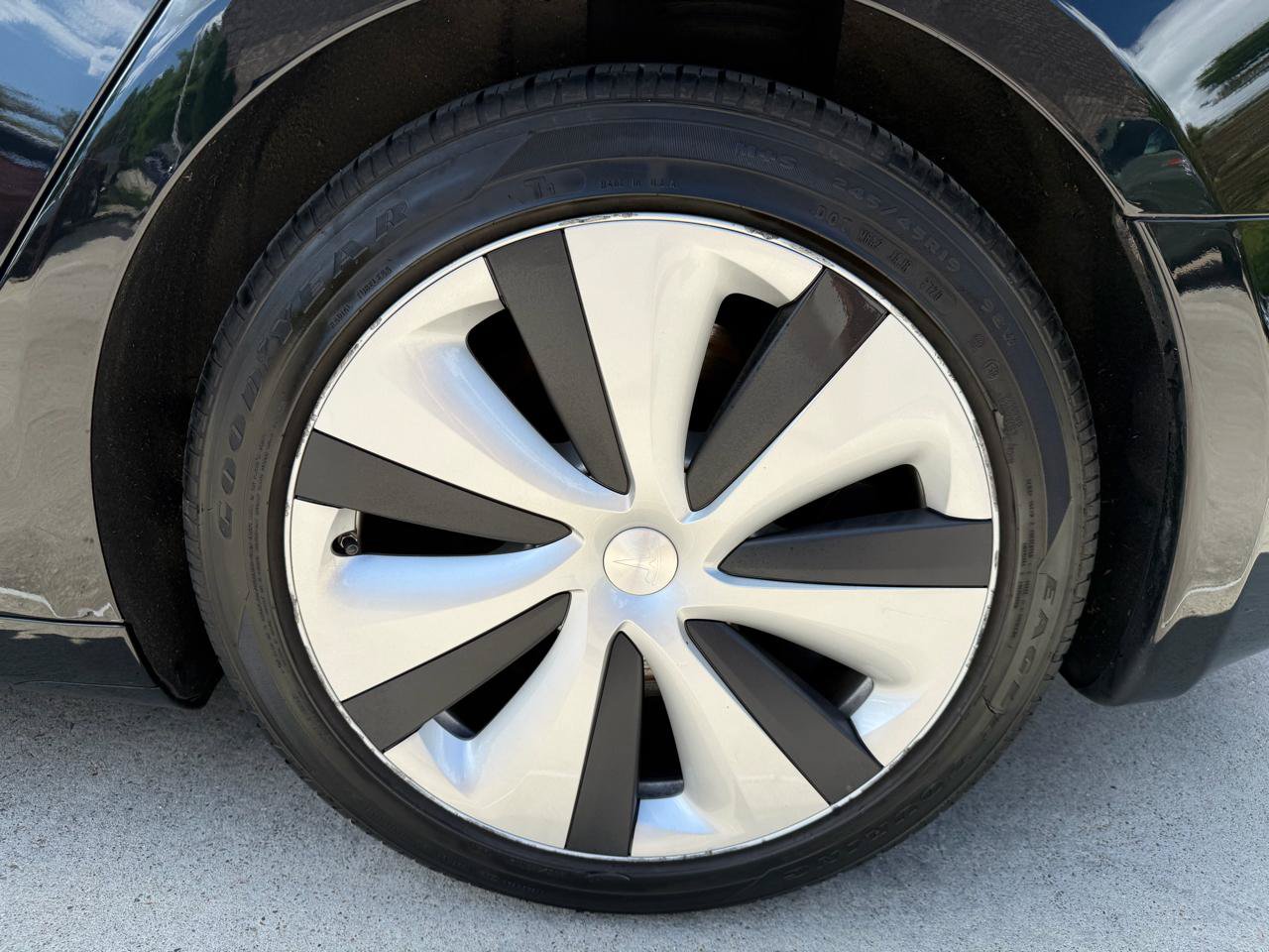 Used 2020 Tesla Model S Long Range Plus AWD/4WD image 7