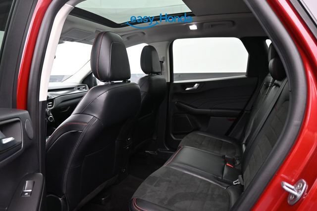 Used 2022 Ford Escape SEL w/ SEL Stealth AWD Package image 16