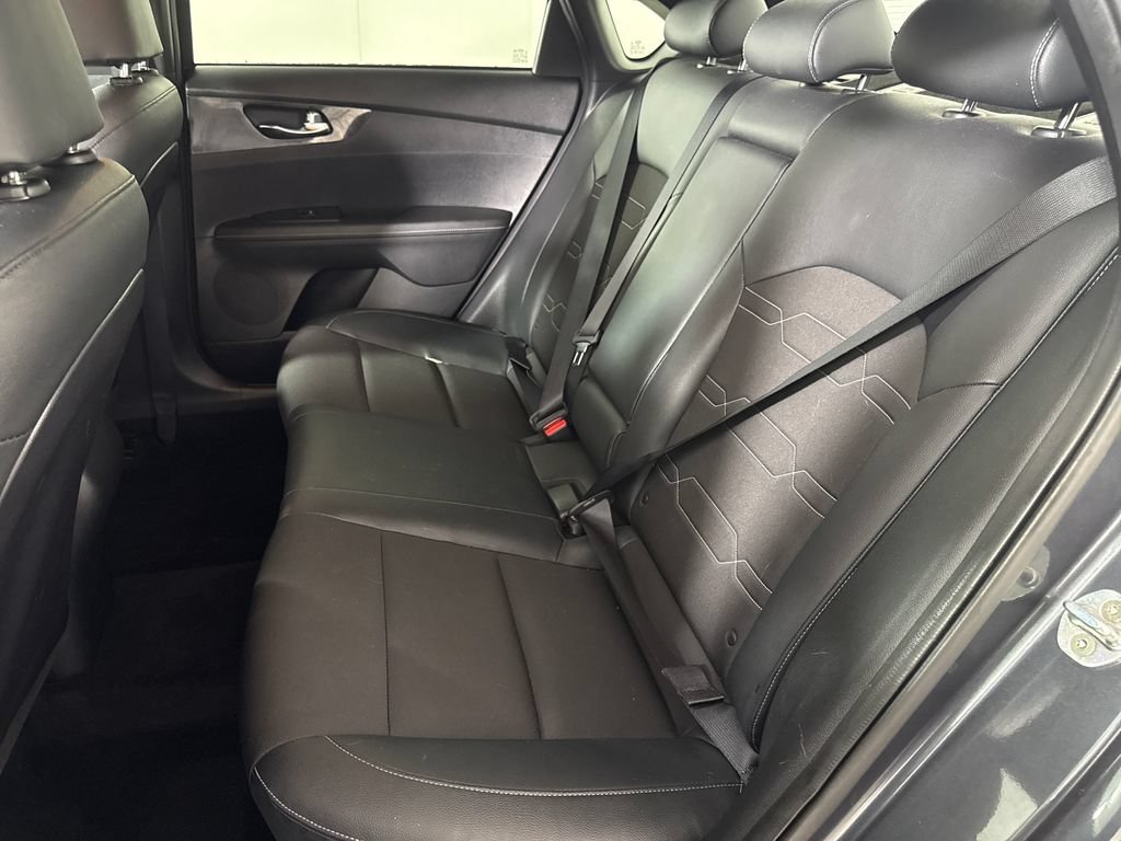 Used 2020 Kia Forte GT-Line FWD image 13