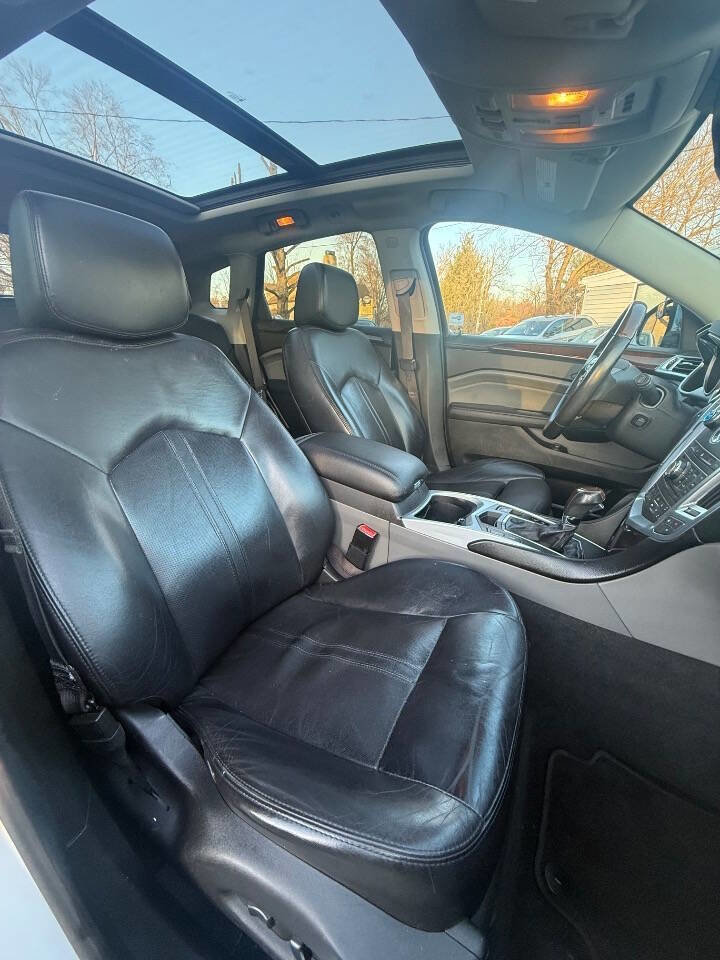 Used 2011 Cadillac SRX Luxury image 9