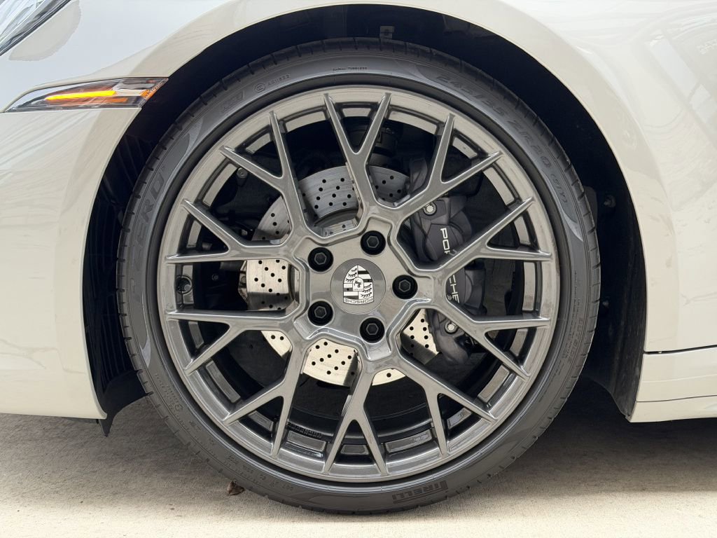 Used 2023 Porsche 911 Carrera T image 17