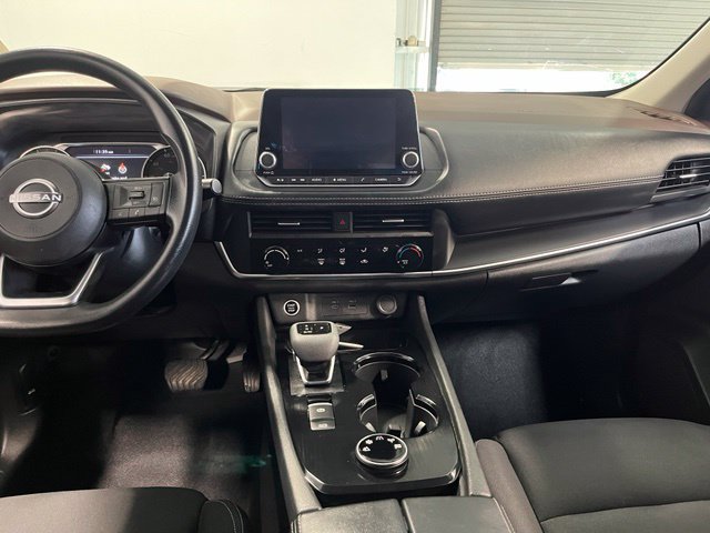 Used 2023 Nissan Rogue S AWD/4WD image 21