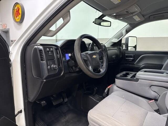 Used 2016 Chevrolet Silverado 3500 W/T w/ WT Convenience Package AWD/4WD image 12