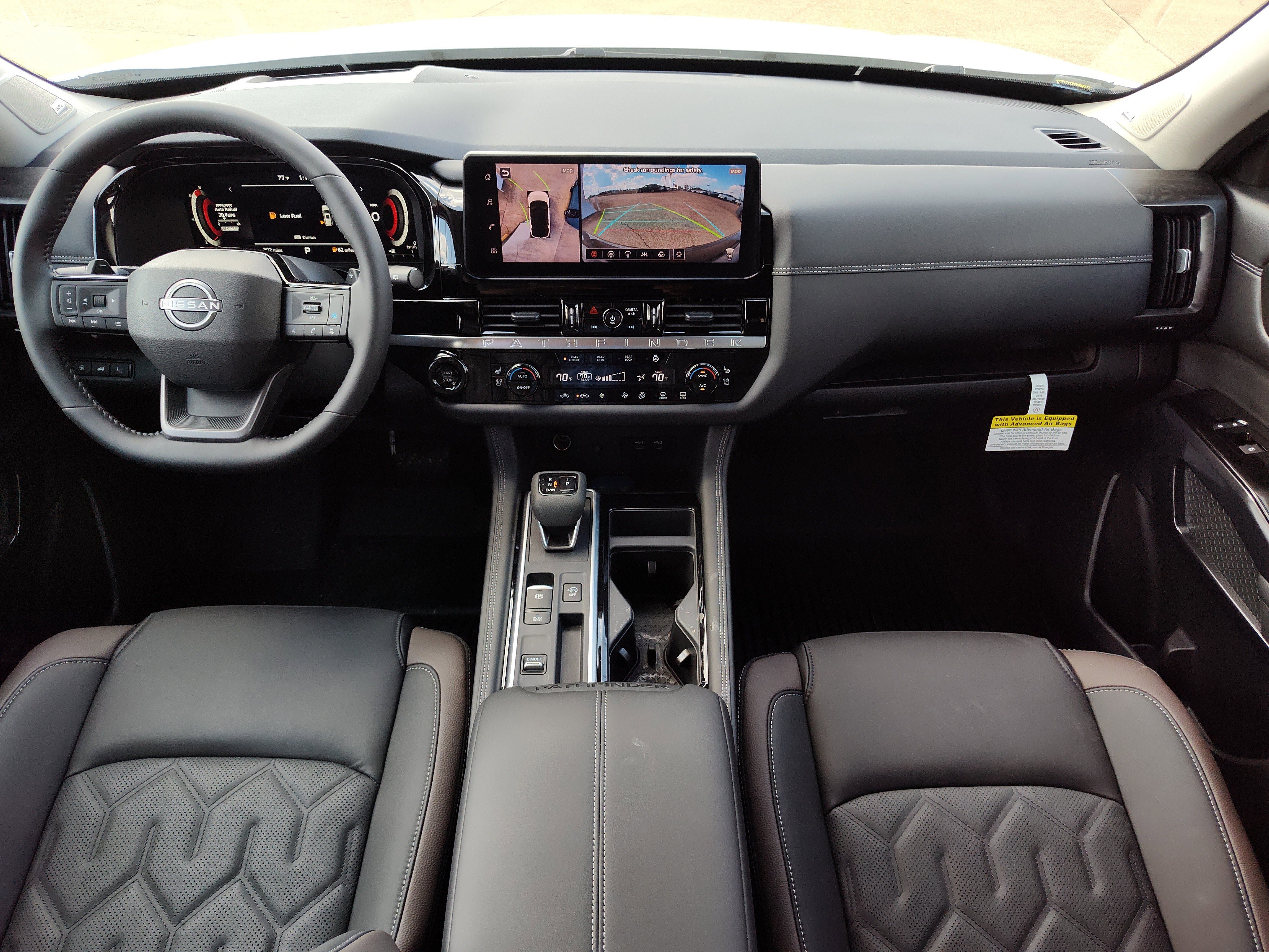 New 2026 Nissan Pathfinder Platinum image 11