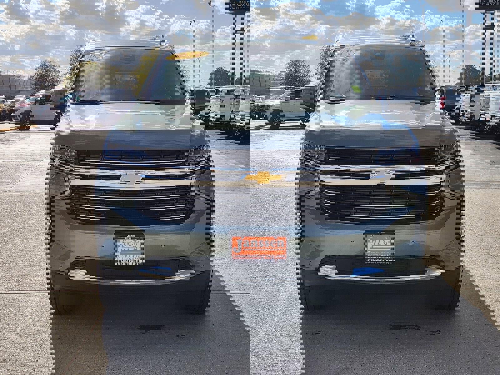 Used 2024 Chevrolet Tahoe LT image 3