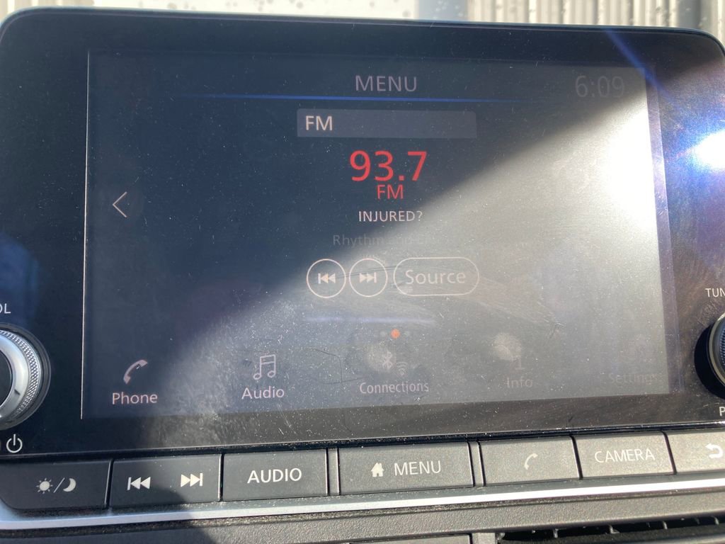 Used 2023 Nissan Altima 2.5 SV FWD image 23