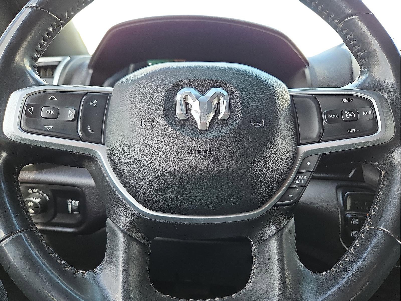 Used 2023 RAM 2500 Big Horn w/ Level 1 Equipment Group image 24