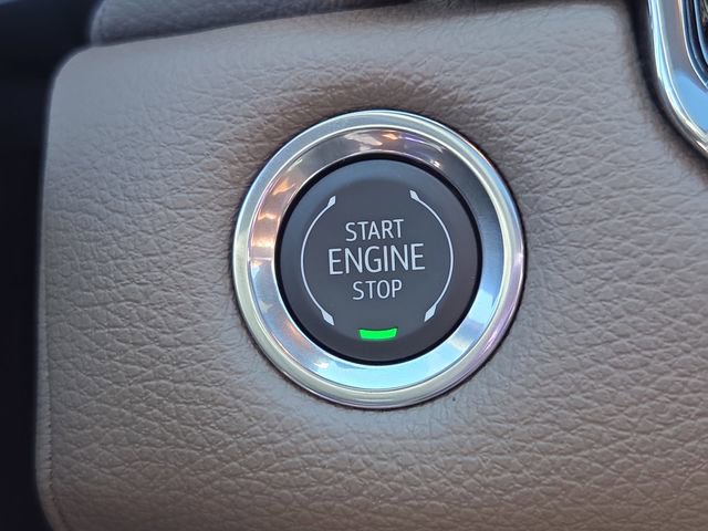 New 2026 GMC Canyon Denali w/ LPO, Denali Black Edition image 29