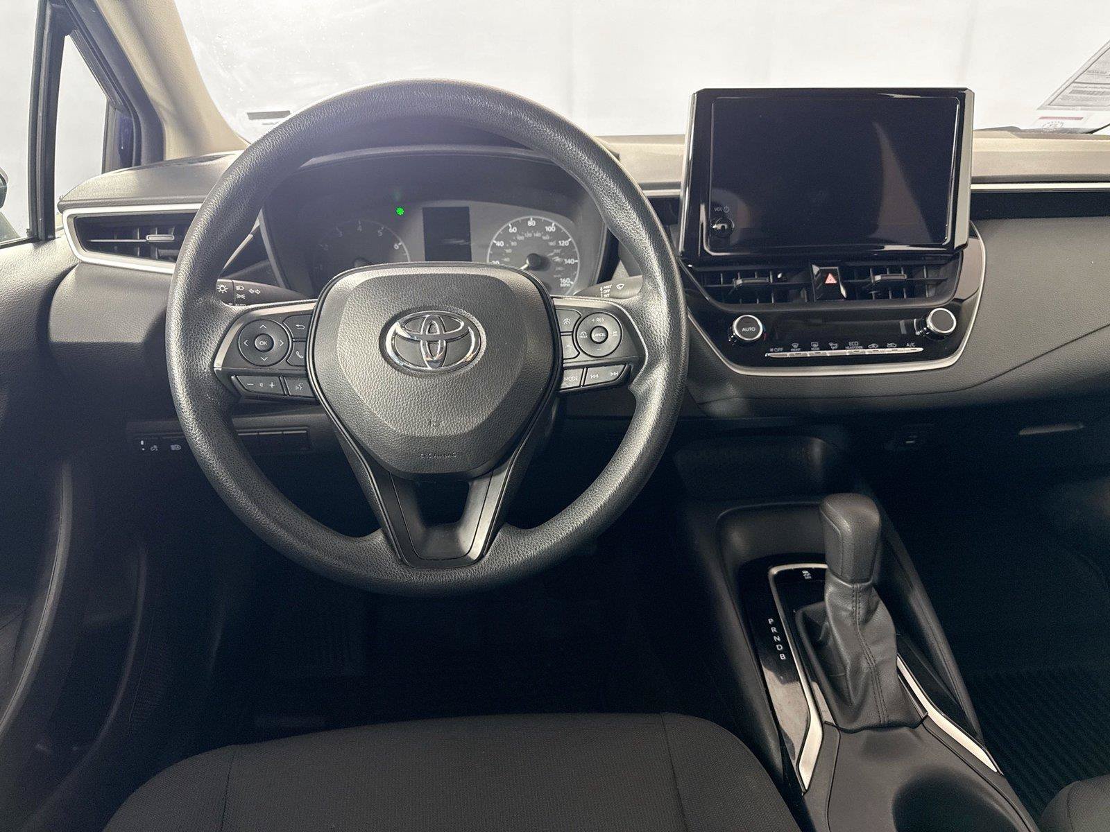 Used 2024 Toyota Corolla LE FWD image 28