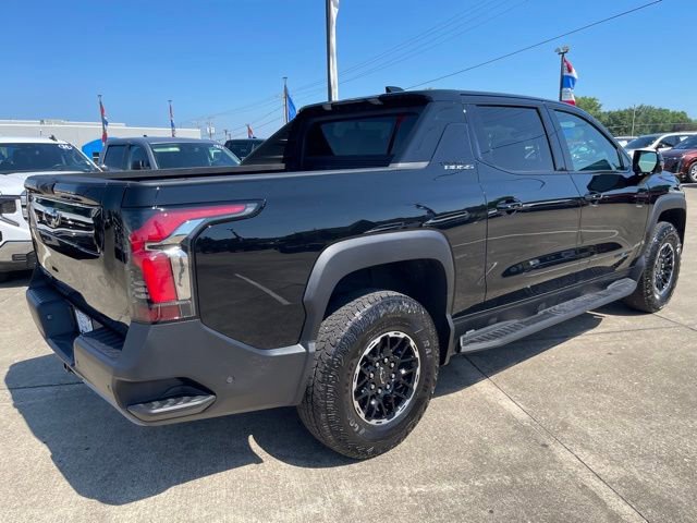 New 2026 Chevrolet Silverado EV Trail Boss w/ Premium Package AWD/4WD image 3